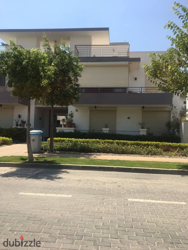 Ground floor studio with garden 69 m for sale in Taj City Compound New Cairo a special price and with a distinctive view 6