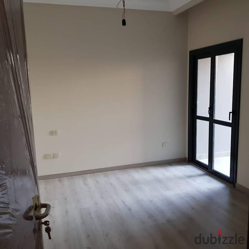 apartment finished ground ready to move hot price in new cairo next to auc 9