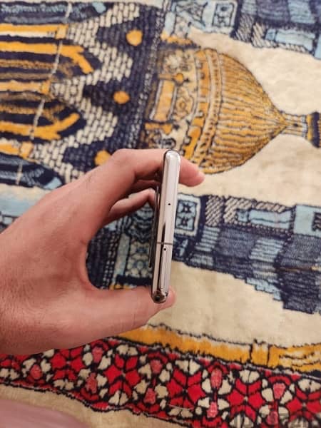 سامسونج جالاكسي s10 plus بيع او بدل بأيفون 3