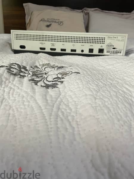 Xbox one s 500GB 3