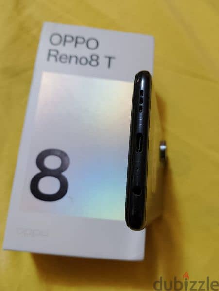 oppo reno. 8T 4