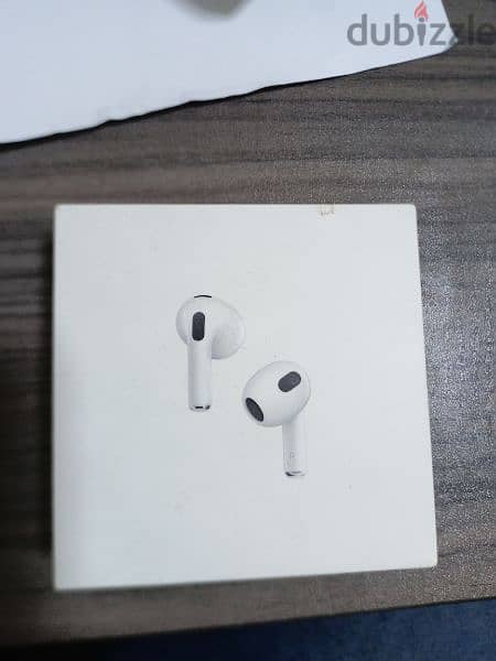 Apple watch series 6 44mm& airpods apple 3rd gen الكرتونة ماتفتحتش 1