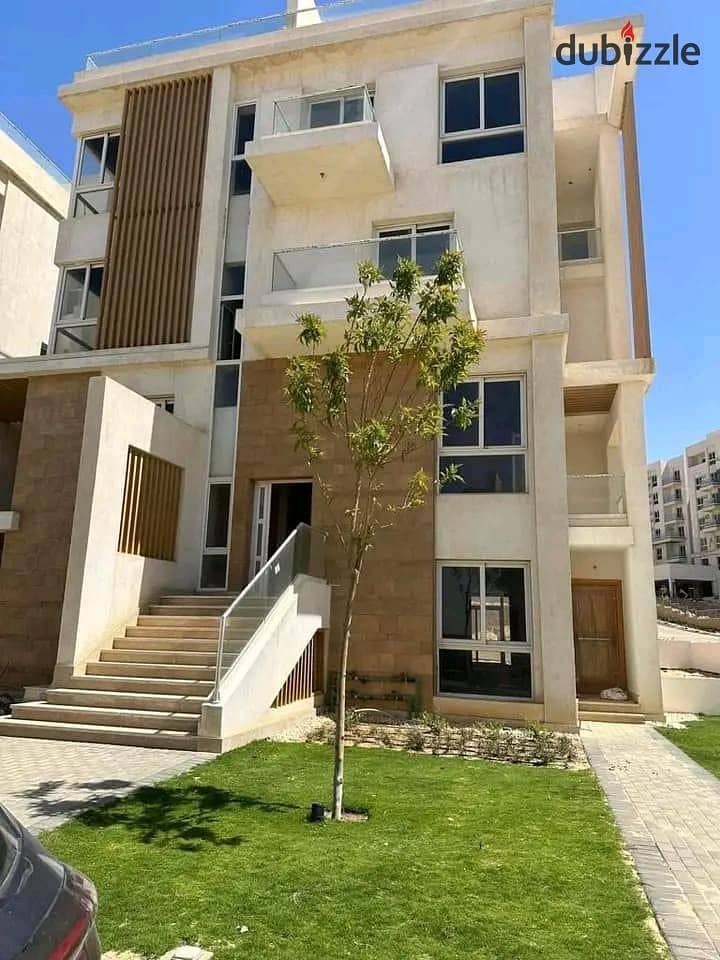 Apartment for sale in Mountain View iCity October Close to Mall of Arabia, and minutes from Sheikh Zayed 0