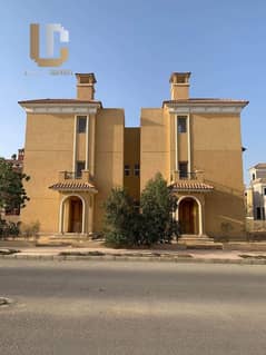 stand alone villa for sale with an area of ​​573 meters in Nyoum October Compound