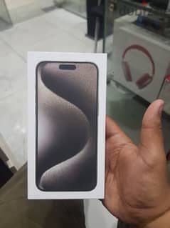 iPhone 15 pro max 256 sealed ممنوع الفصال