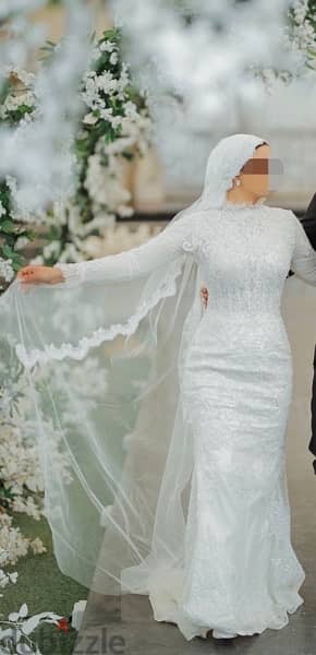 wedding dress with extension & veil 0