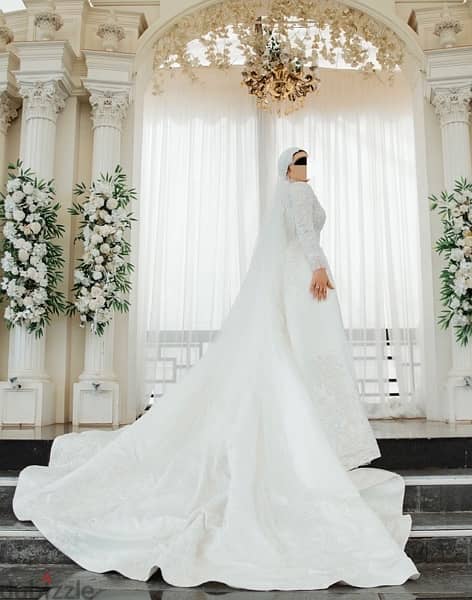 wedding dress with extension & veil 1