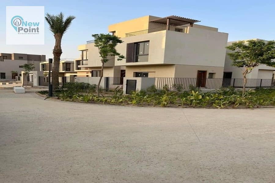 Standalone Prime Location Villa for sale in a fully serviced compound, Sodic East Compound, with installments over 10 years 4