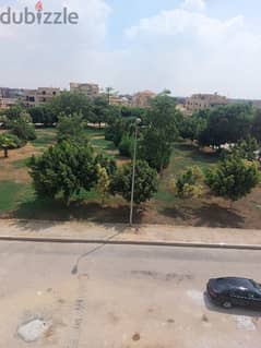 شقه بنتهاوس ٤٤٥ بيع بمدينة الشروق  apartment for sale in Shorouk City