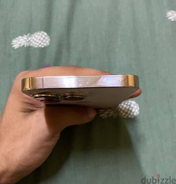 iPhone 13 Pro Gold 128GB Warerproof - ايفون ١٣ برو 3