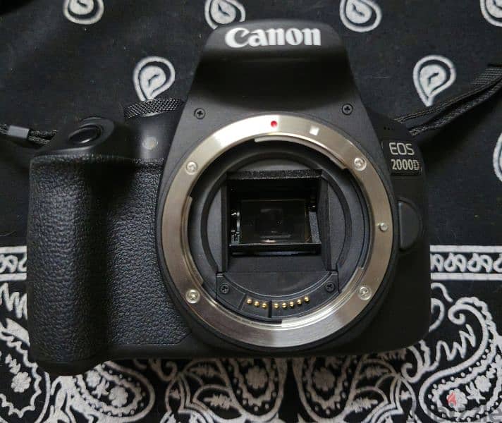 Canon EOS 2000D 5