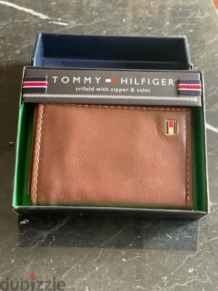 Tommy Hilfiger wallet for men 3