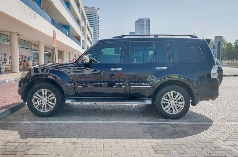 Mitsubishi Pajero 2022 ميتسوبيشي باجيرو ٢٠٢٢ 2