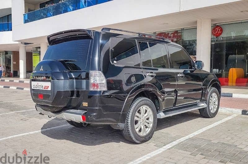 Mitsubishi Pajero 2022 ميتسوبيشي باجيرو ٢٠٢٢ 3