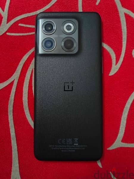 One plus 10T 1