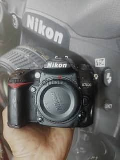 نيكون d7000 يتلحق يمتلحقش