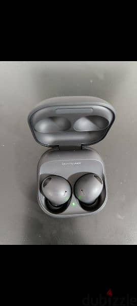 Galaxy buds2 pro تقريبا جديده