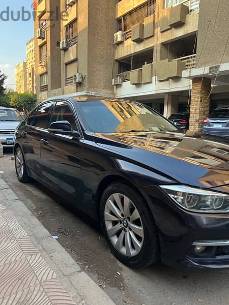 BMW 318 2019 4