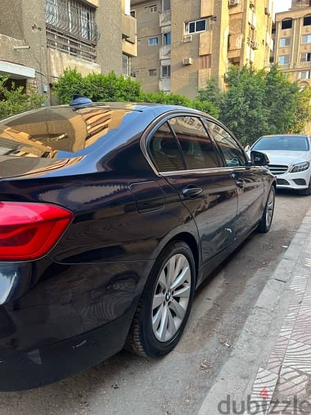 BMW 318 2019 10