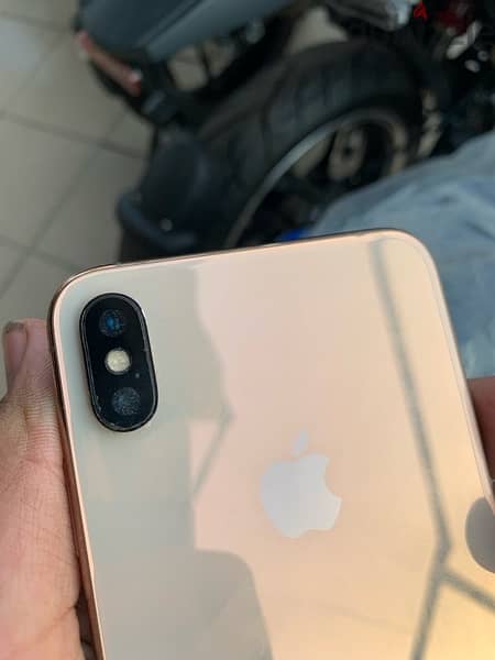 xs max 4