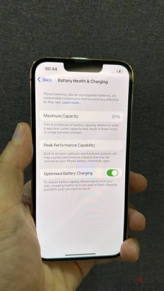 ايفون ١٣ برو لون جولد استعمال خفيف بطاريه ٩٧٪؜ 3