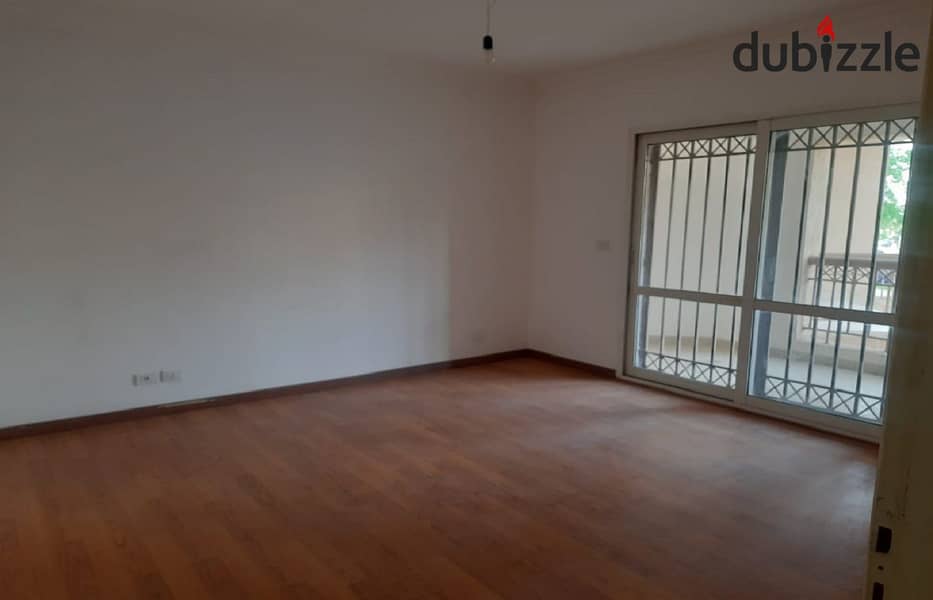 Apartment for rent in Madinaty, ground floor with garden, first residence, area 245 m 1