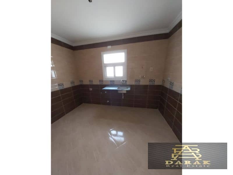 **Prime Apartment for Sale in Madinaty, 165 sqm, Wide Garden View, B10, Near Services** 2