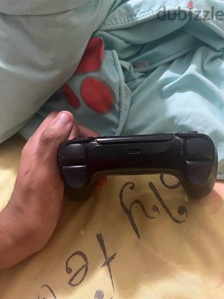 PS5 Black Controller 1