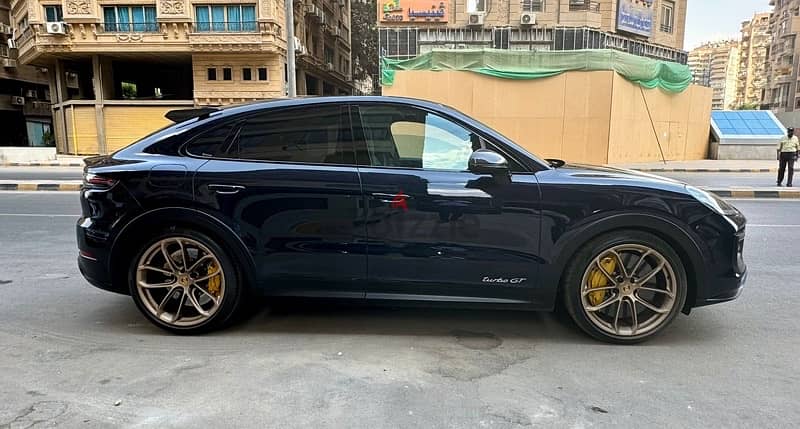 Porsche Cayenne 2022 3