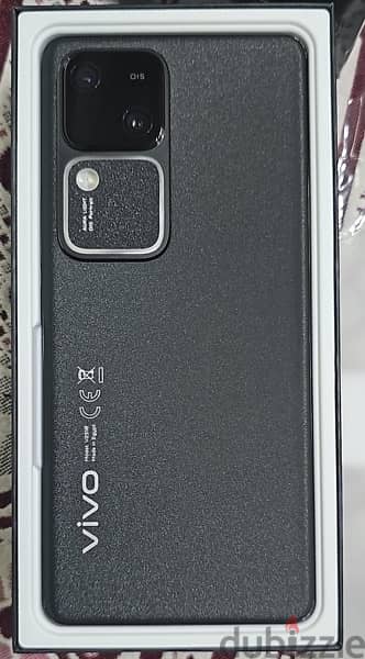 Selling Vivo V30 5G dual Sim 2