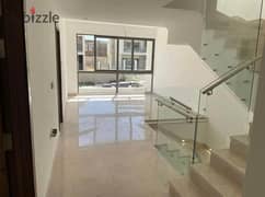 للبيع شقة بنتهاوس متشطبة بـ التكيفات في كمبوند المراسم فيفث سكوير التجمع الخامس Apartment 178m with Roof for sale in Al Marasem Fifth Square New Cairo