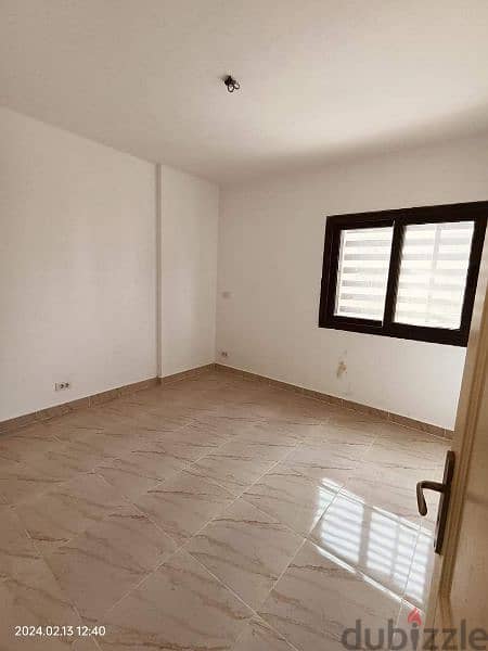 شقه للايجار قانون جديد  في مدينتي 131 م / Apartment for rent 5