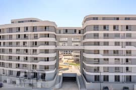 شقة للبيع  170م تشطيب سوبر لوكس استلام سنة في مستقبل سيتي  | apartment fully finished early deliver at bloomfields