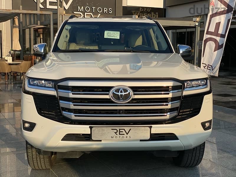 Brand New Toyota Land Cruiser VX 2022 زيرو بضمان الوكيل 2