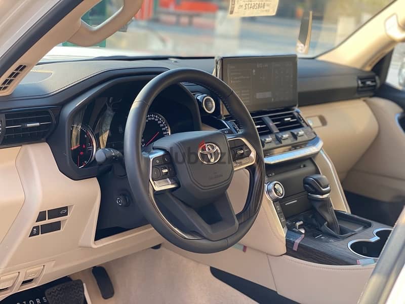 Brand New Toyota Land Cruiser VX 2022 زيرو بضمان الوكيل 4