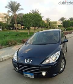 طبيبه تبيع بيجو 307 XT موديل 2008 فابريكة