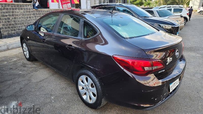 Opel Astra 2015 3