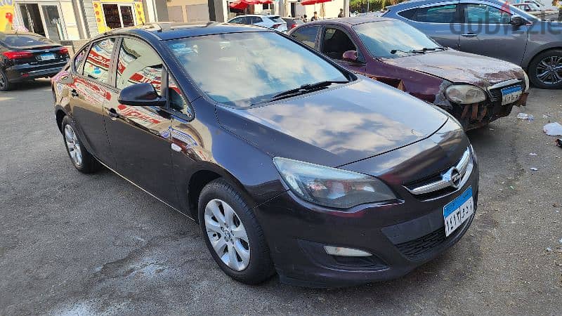 Opel Astra 2015 4