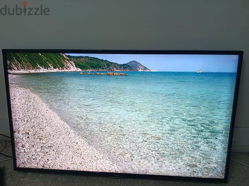 شاشه LG55LED بحاله فوق الممتازه استخدام فتره بسيطه 11