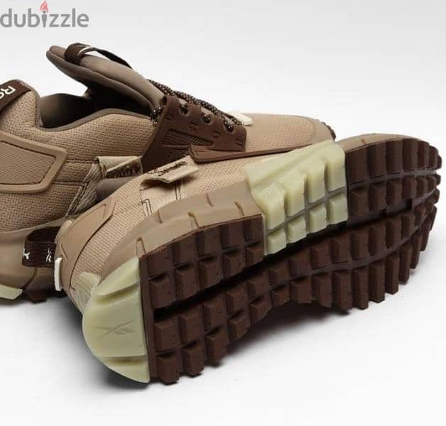 عدد ٢ كوتشي Reebok Zig kinetick اوريجينال مقاس ٤٤ وارد الخارج 1