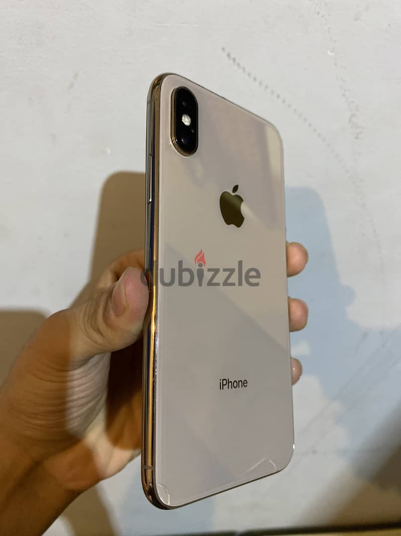 iPhone xs 1