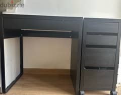 Ikea desk in good condition - مكتب ايكيا في حالة جيدة 0