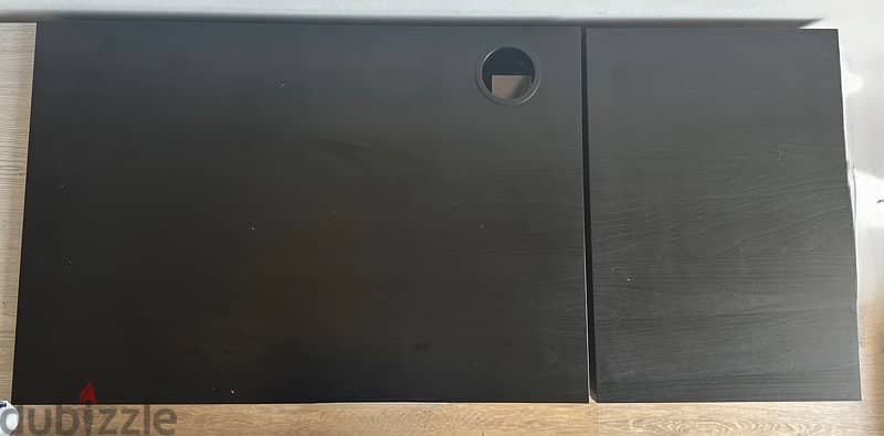 Ikea desk in good condition - مكتب ايكيا في حالة جيدة 1