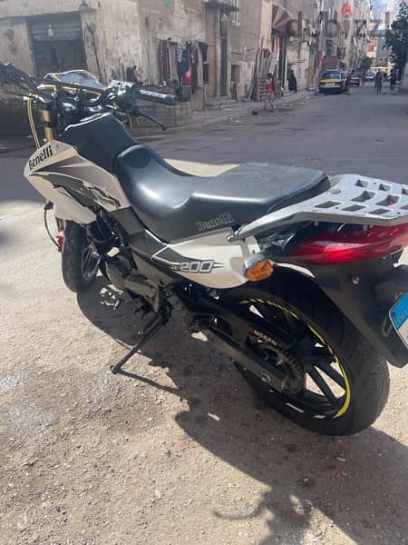 Benelli vlx 200 2