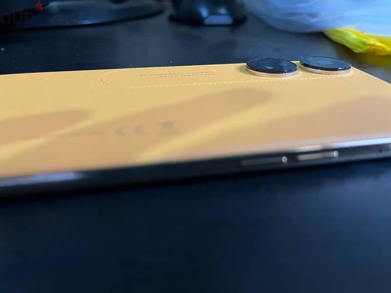 OPPO RENO 8t 3