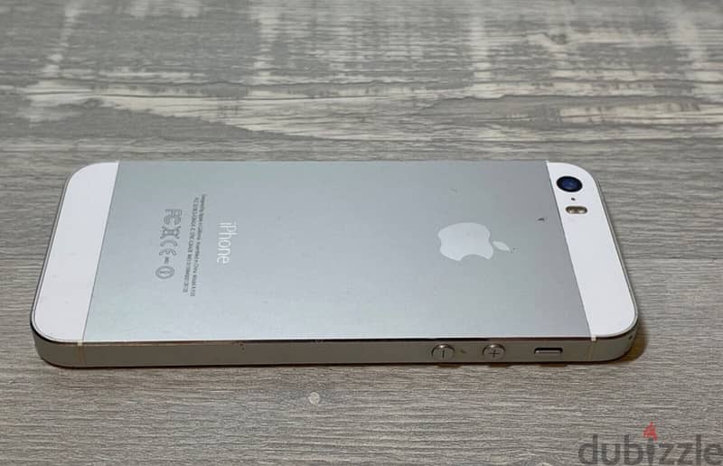 iPhone 5s Silver 64 GB 2