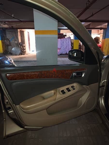 Nissan Sunny 2007 8