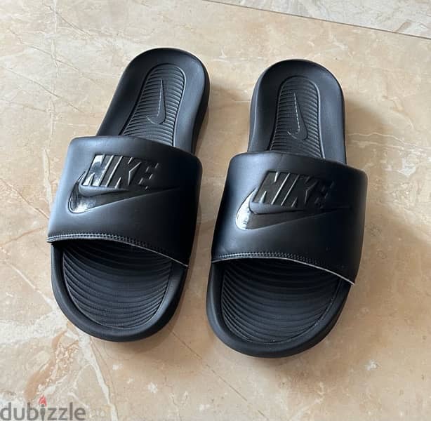 original nike men slipper “all black” 2