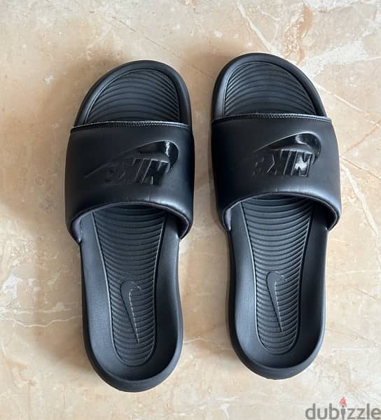 original nike men slipper “all black” 4