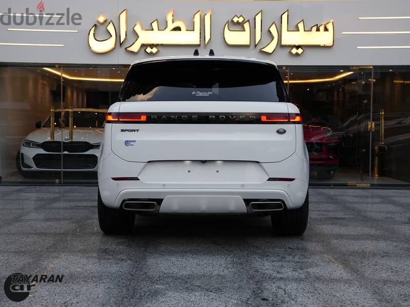 Land Rover Range Rover Sport 2023 16